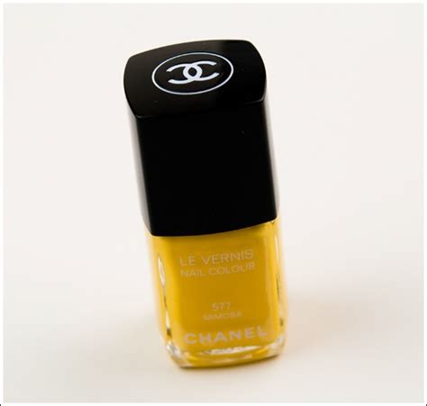 Chanel Mimosa Le Vernis Nail Colour Review & Swatches